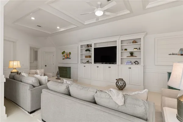 $8,490,000 | 316 Yacht Club Lane, St. Simons Island, GA 31522