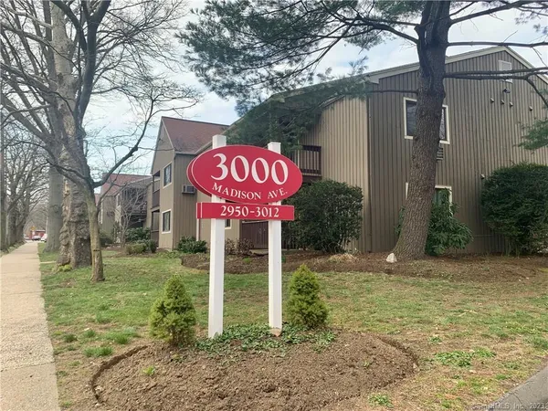 $1,800 | 3004 Madison Avenue, Unit C, Bridgeport, CT 06606