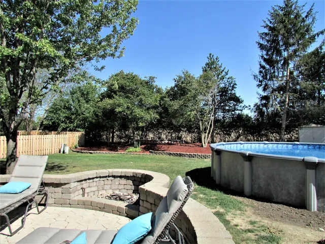 $539,900 | 18627 West Lazy Acre Road, Lake Villa, IL 60046