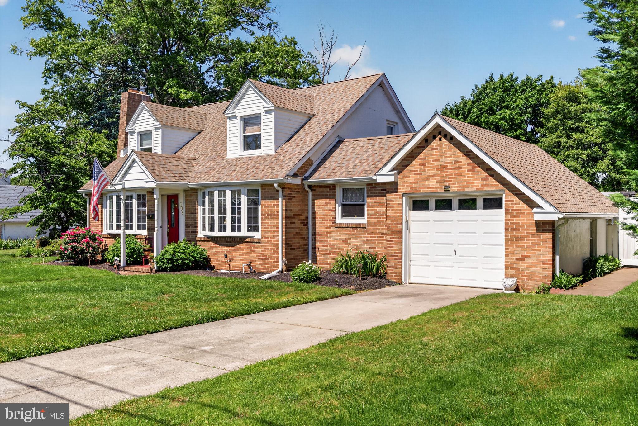308 Lilac Lane Delanco, NJ 08075 - Photo 2 of 55