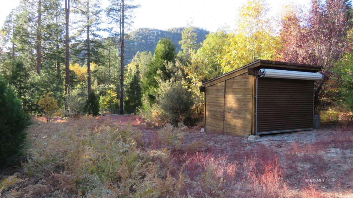 0 Lodge Road Idyllwild, CA 92549 - Photo 14 of 14 a view of a house with a yard