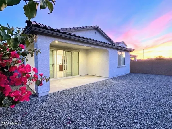 $2,350 | 6736 West Discovery Drive, Glendale, AZ 85303