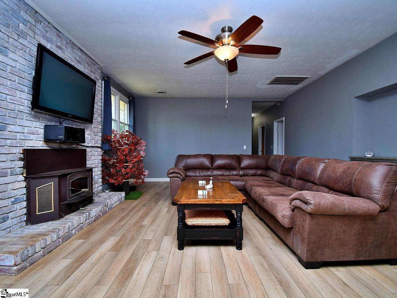 514 Brooks Road Mauldin, SC 29662 - Photo 15 of 36 Gallery Image 15