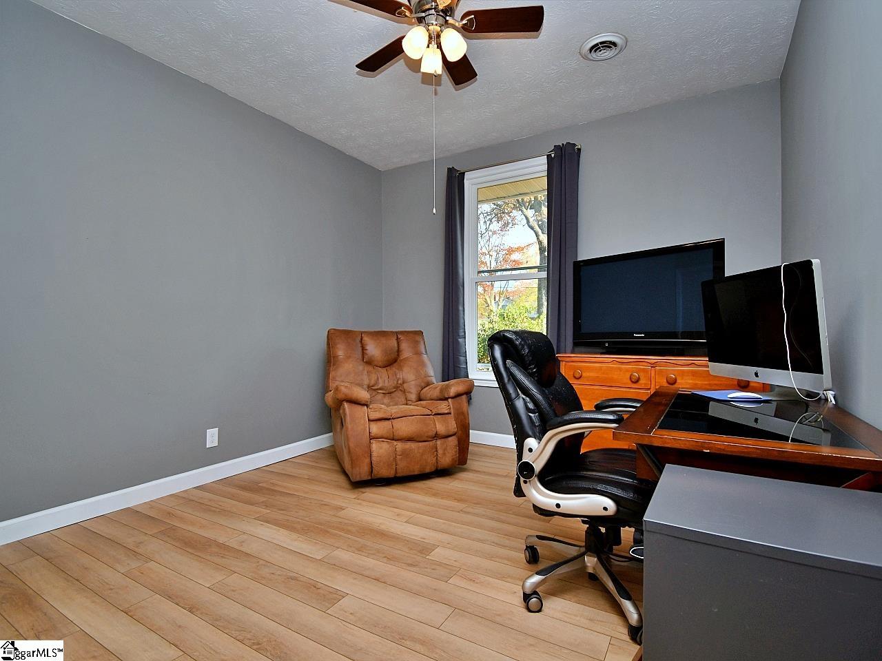 514 Brooks Road Mauldin, SC 29662 - Photo 26 of 36 Gallery Image 26
