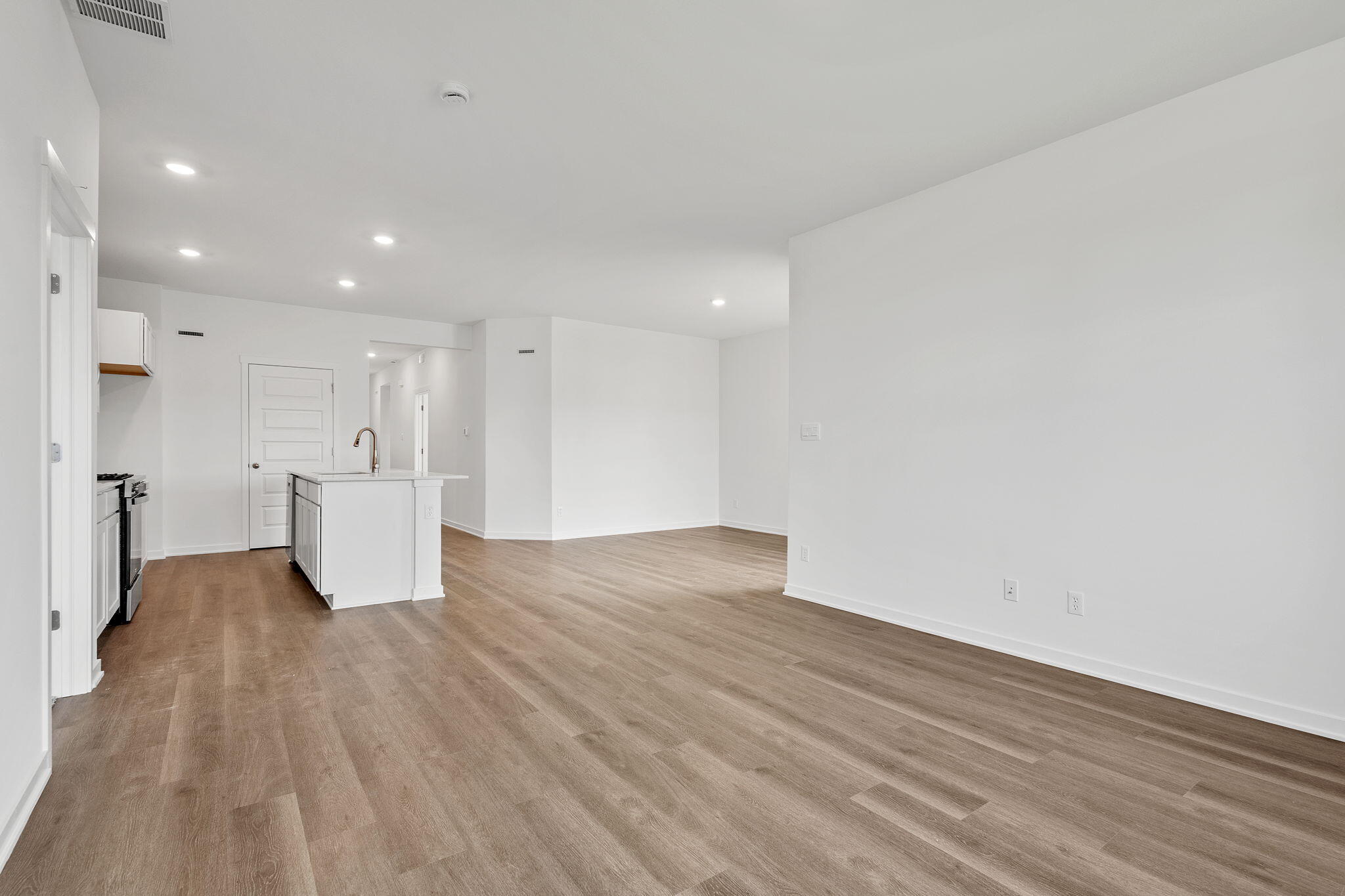 11677 Newton Court Crown Point, IN 46307 - Photo 19 of 32 2048x1365