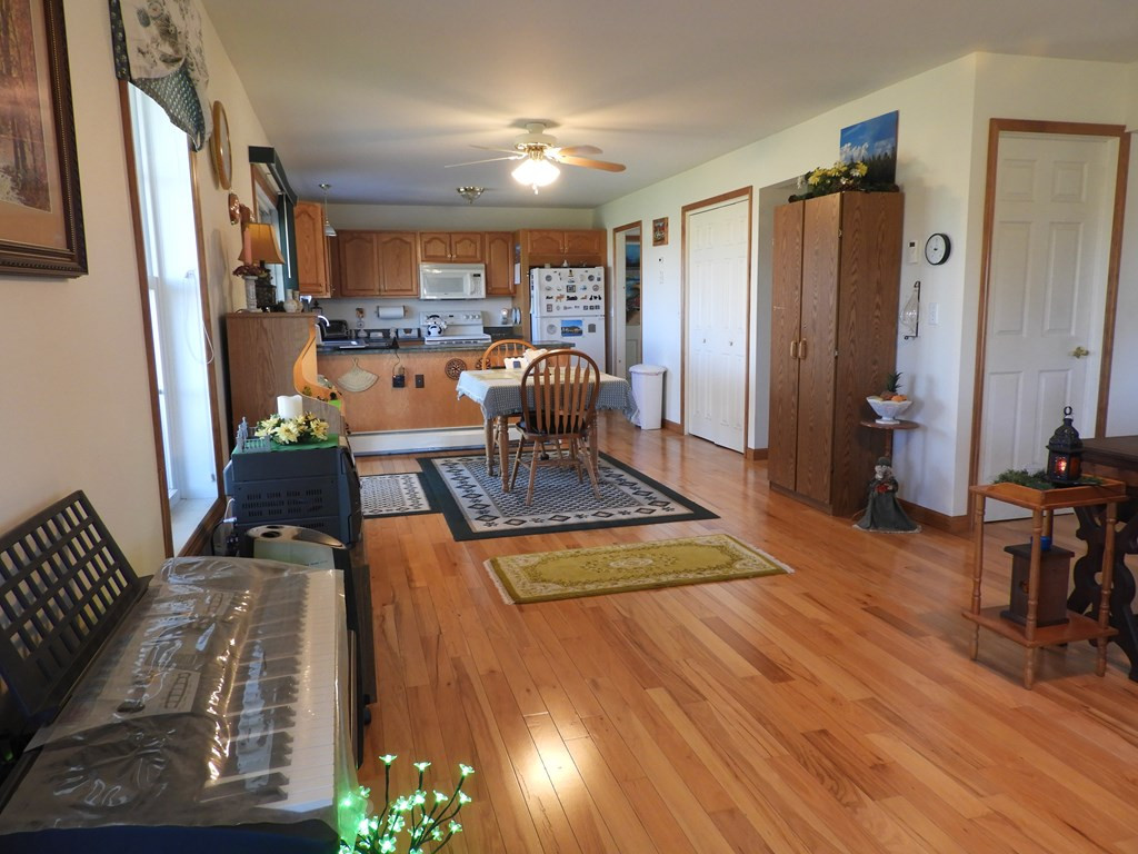 343 Point Au Roche Road Plattsburgh, NY 12901 - Photo 15 of 35 Gallery Image 15
