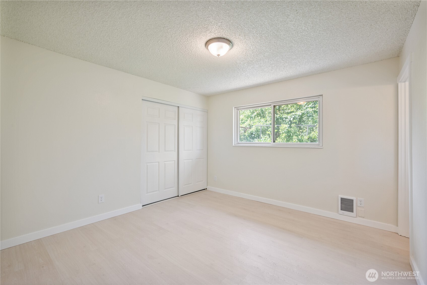 1703 33rd Avenue Longview, WA 98632 - Photo 11 of 30