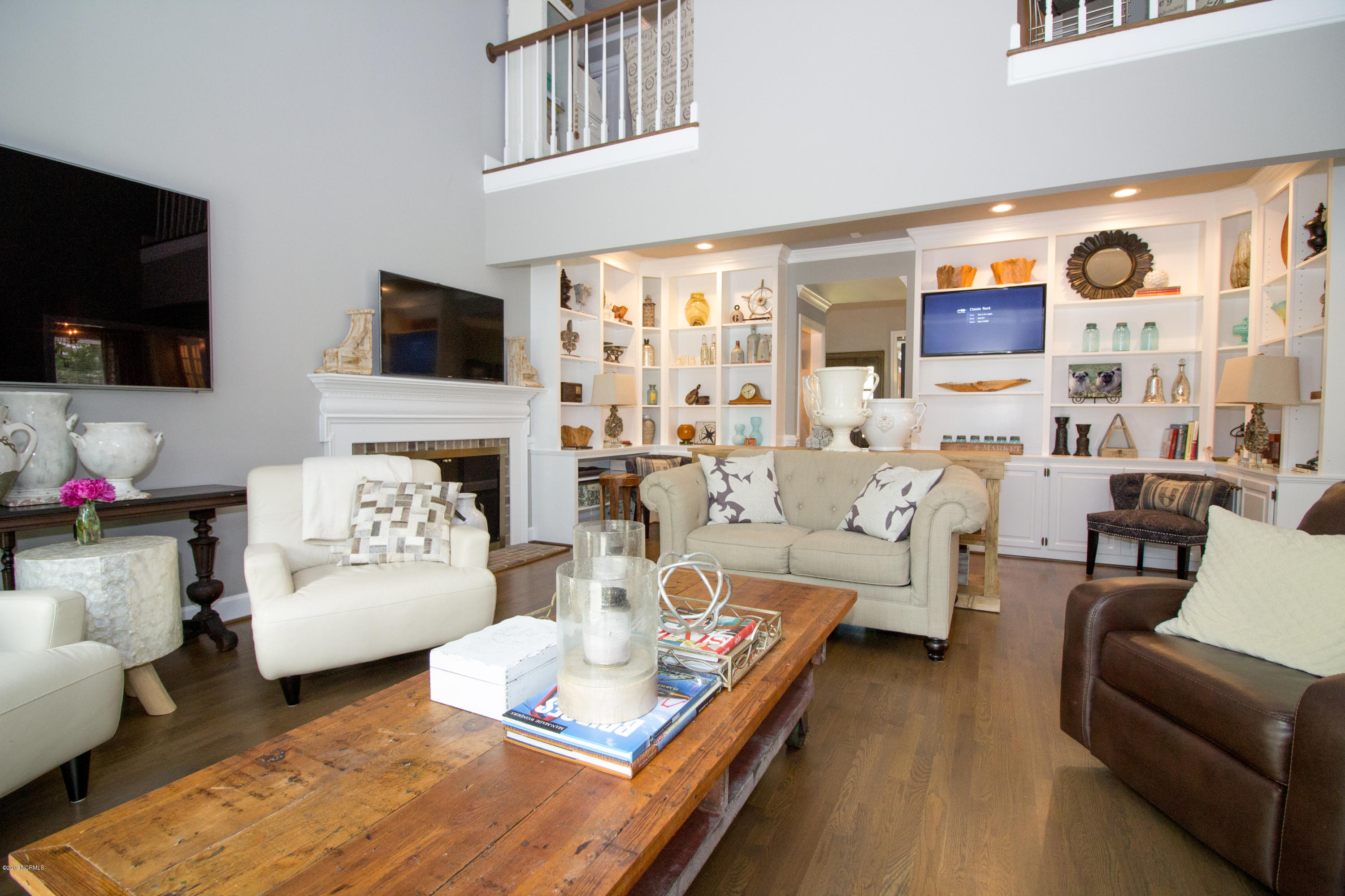 132 Catnip Point Road Bath, NC 27808 - Photo 4 of 45 Living Room