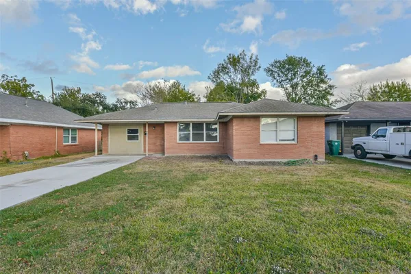 $159,990 | 2115 Dewberry Lane, Pasadena, TX 77502