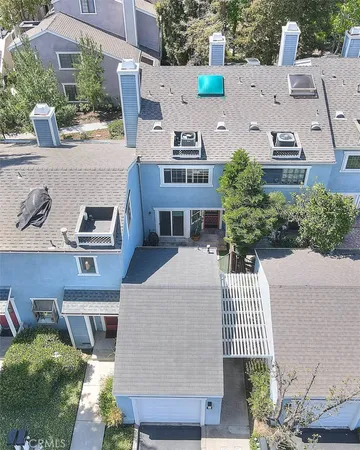 $674,800 | 700 East Lake Drive, Unit 7, Orange, CA 92866
