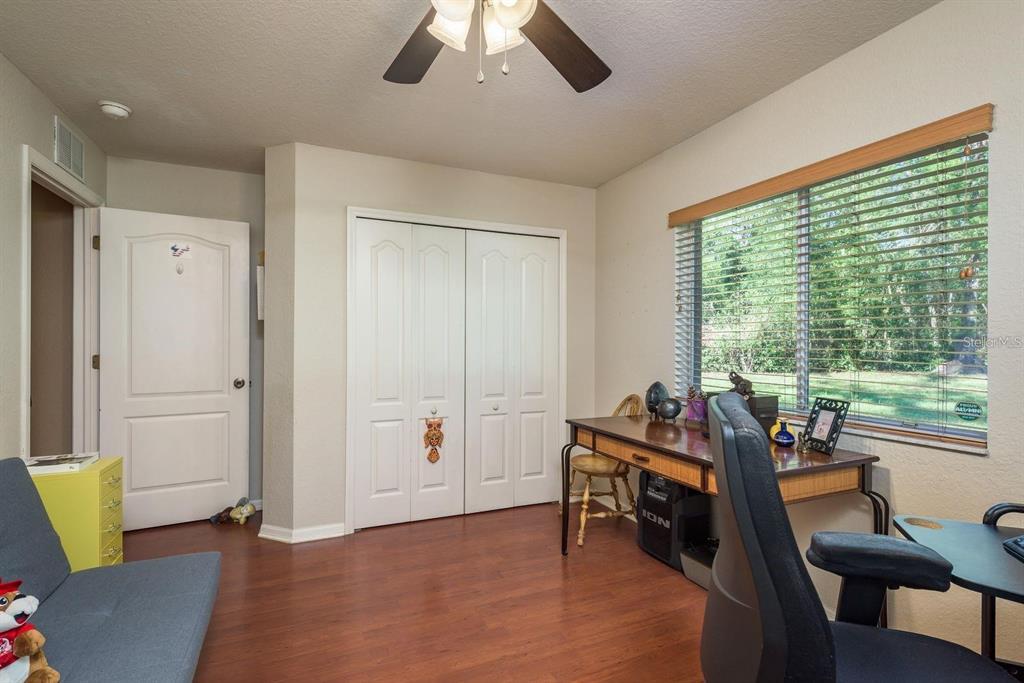 7182 Griffin Road Brooksville, FL 34601 - Photo 18 of 29