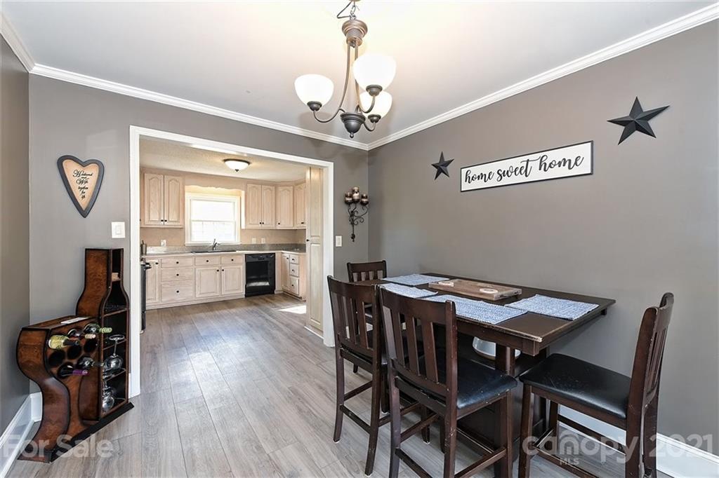 2927 Brantley Road Kannapolis, NC 28083 - Photo 5 of 37 Gallery Image 5