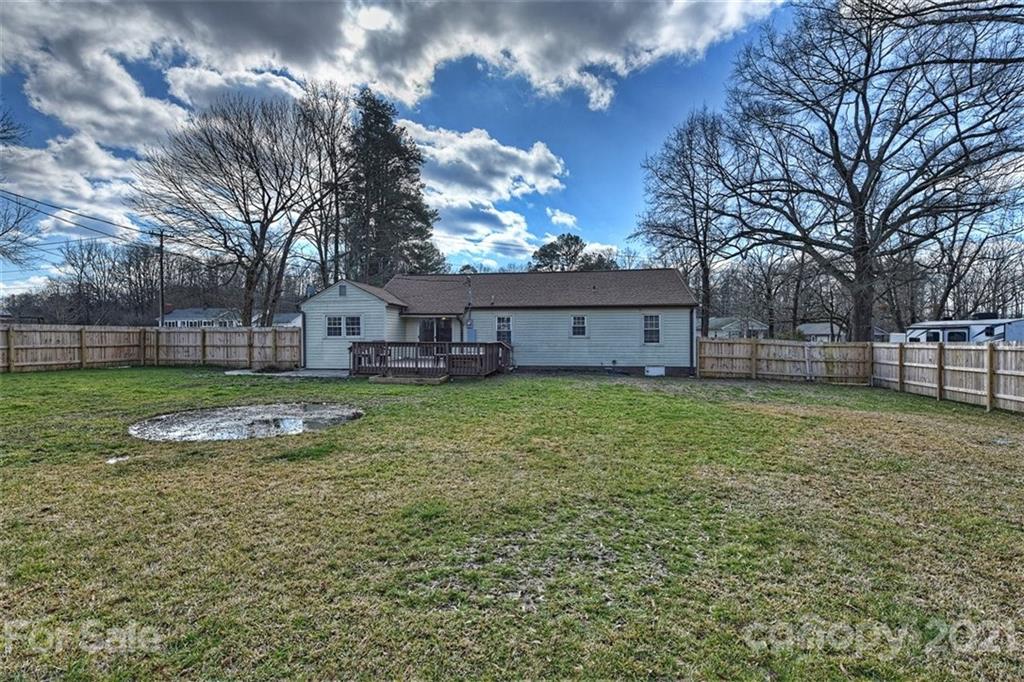 2927 Brantley Road Kannapolis, NC 28083 - Photo 7 of 37 Gallery Image 7
