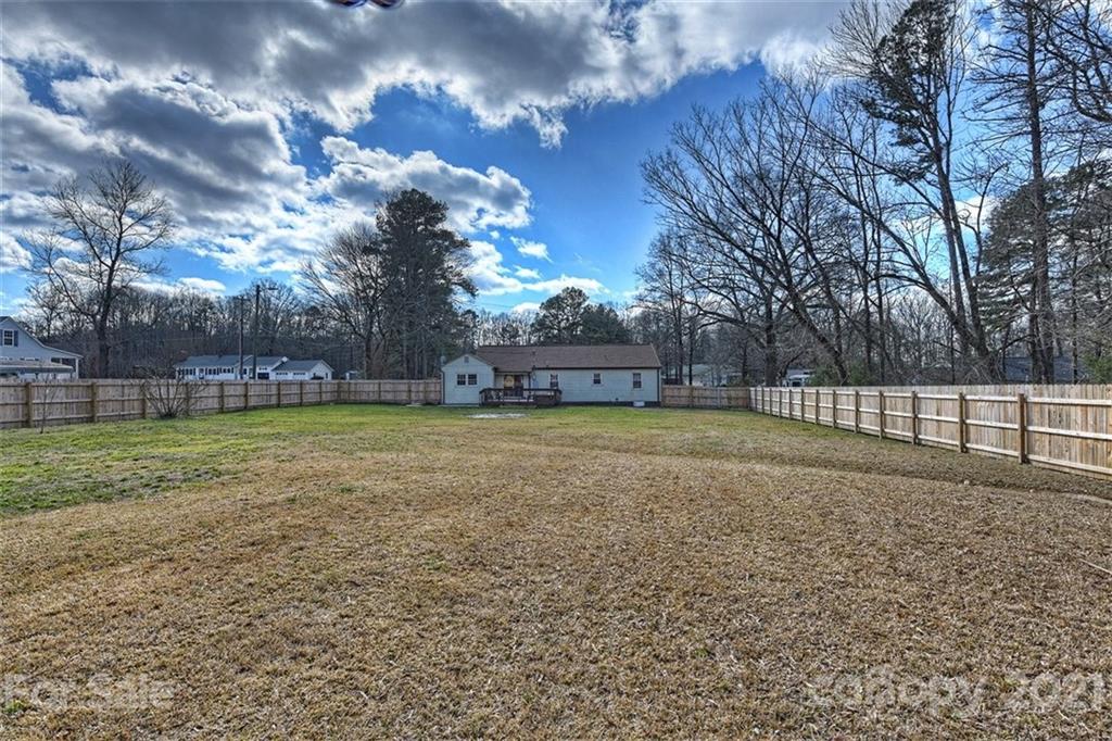2927 Brantley Road Kannapolis, NC 28083 - Photo 10 of 37 Gallery Image 10