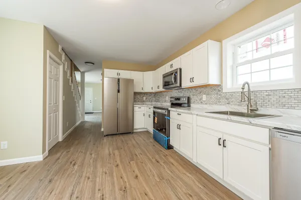 $750,000 | 27-31 Drummond Street, Auburn, ME 04210