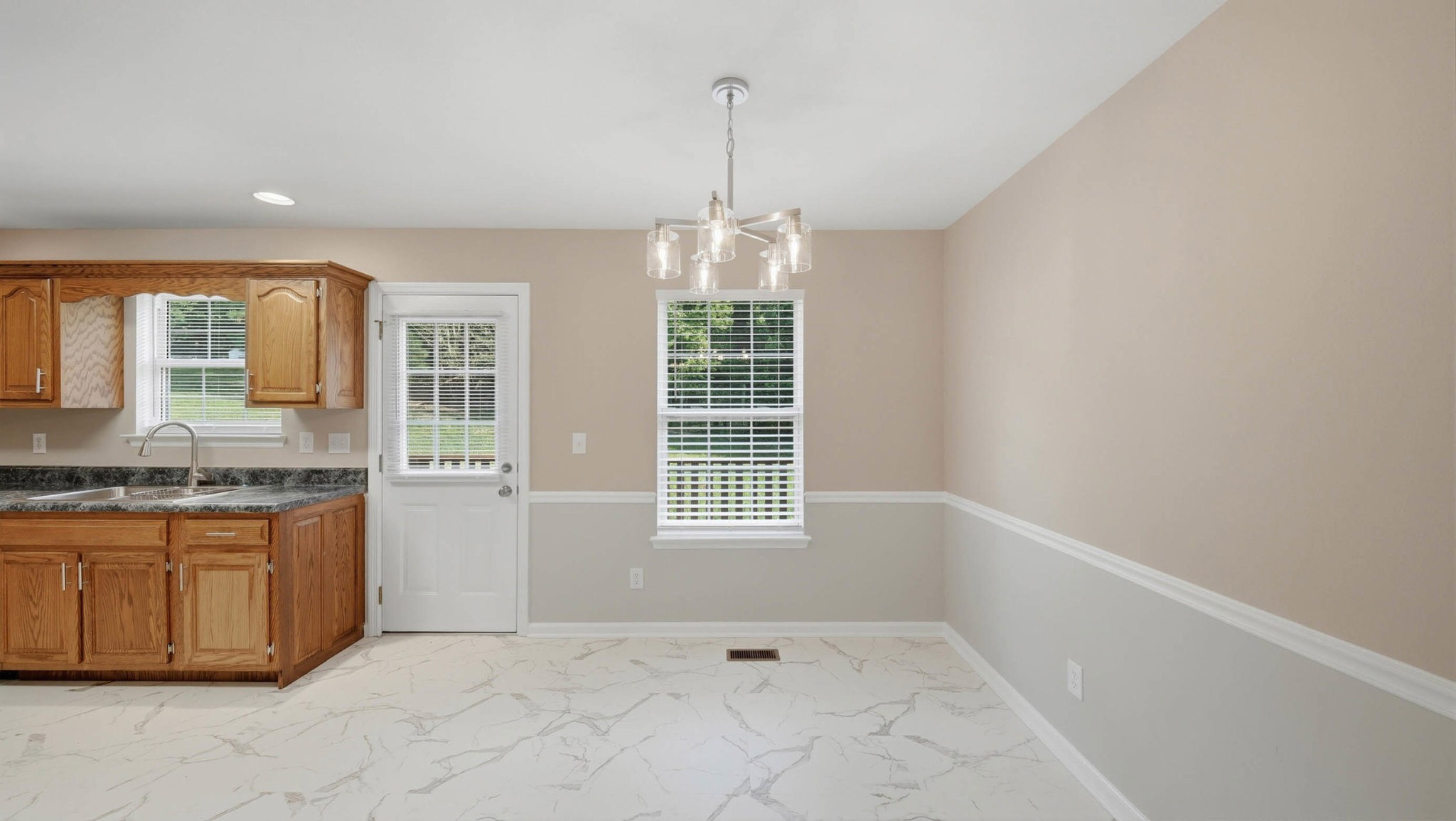 205 Pinewood Drive Rock Spring, GA 30739 - Photo 7 of 31 Gallery Image 7