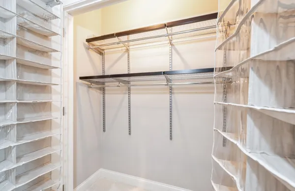 $4,900 | 10 East Delaware Place, Unit 14A, Chicago, IL 60611