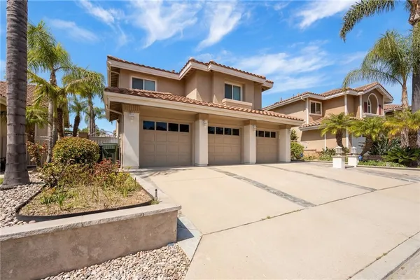$1,899,000 | 518 South Laureltree Drive, Anaheim, CA 92808