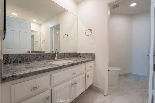$1,899,000 | 518 South Laureltree Drive, Anaheim, CA 92808