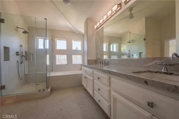 $1,899,000 | 518 South Laureltree Drive, Anaheim, CA 92808