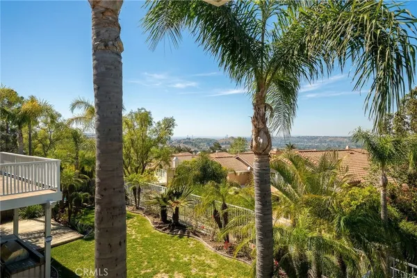 $1,899,000 | 518 South Laureltree Drive, Anaheim, CA 92808