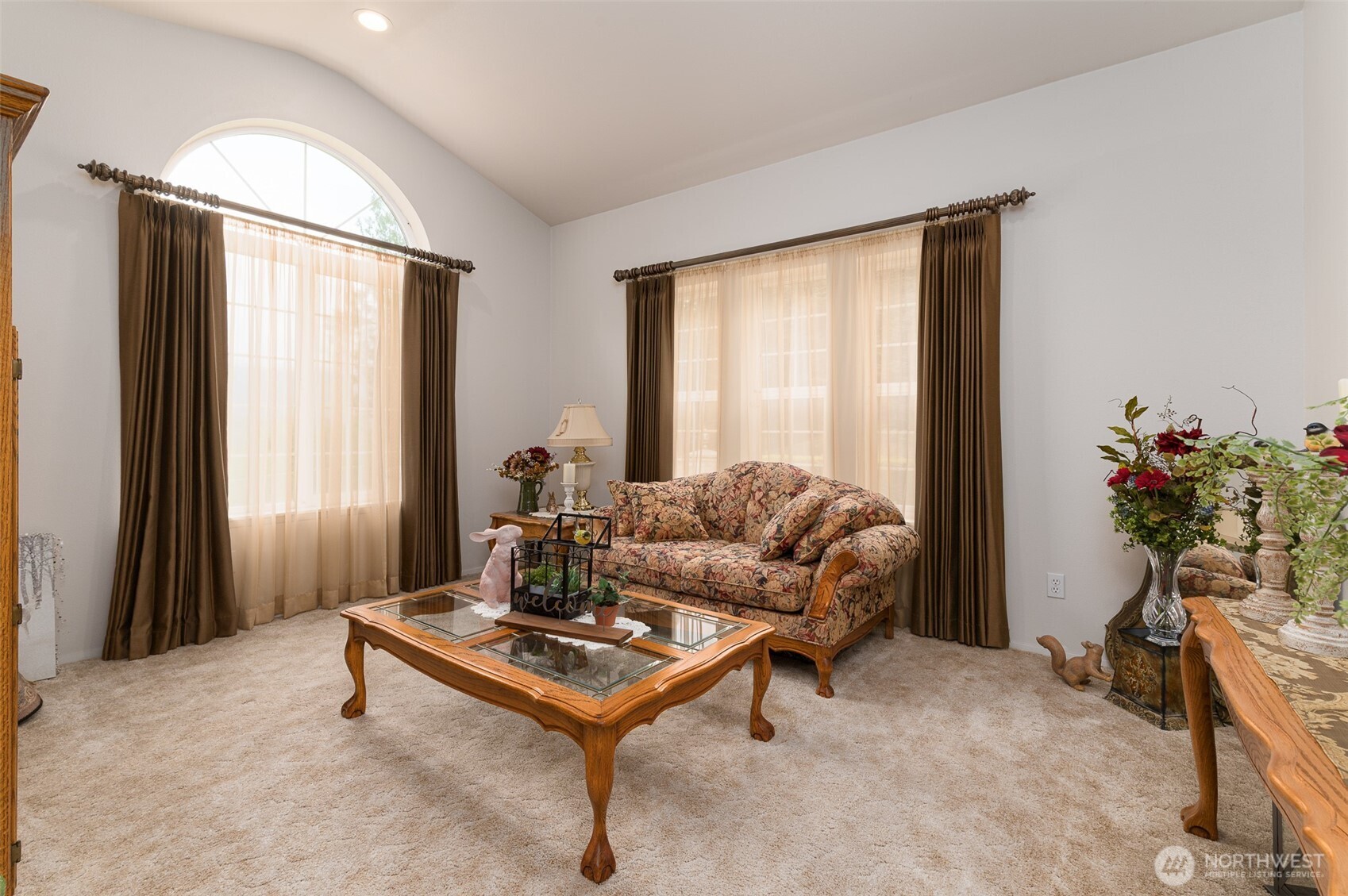 5860 Bell Creek Road Deming, WA 98244 - Photo 19 of 39 a living room with furniture and a window