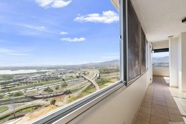 $1,900 | 1060 Kamehameha Highway, Unit 3302A, Pearl City, HI 96782