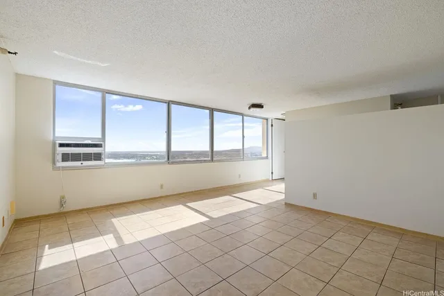 $1,900 | 1060 Kamehameha Highway, Unit 3302A, Pearl City, HI 96782