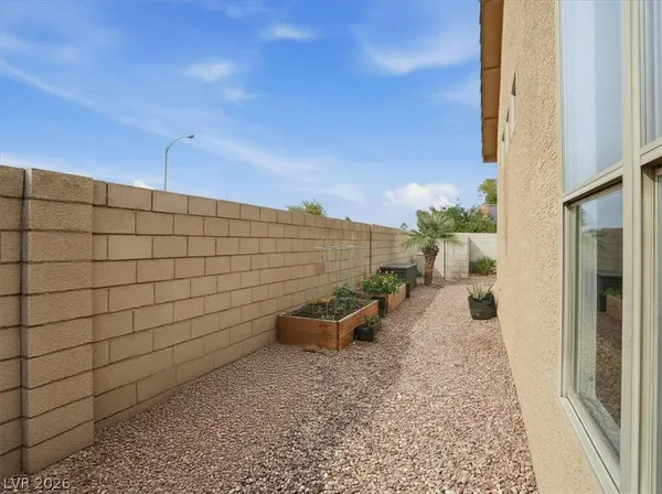 $3,350 | 1562 Harwood Avenue, Henderson, NV 89012