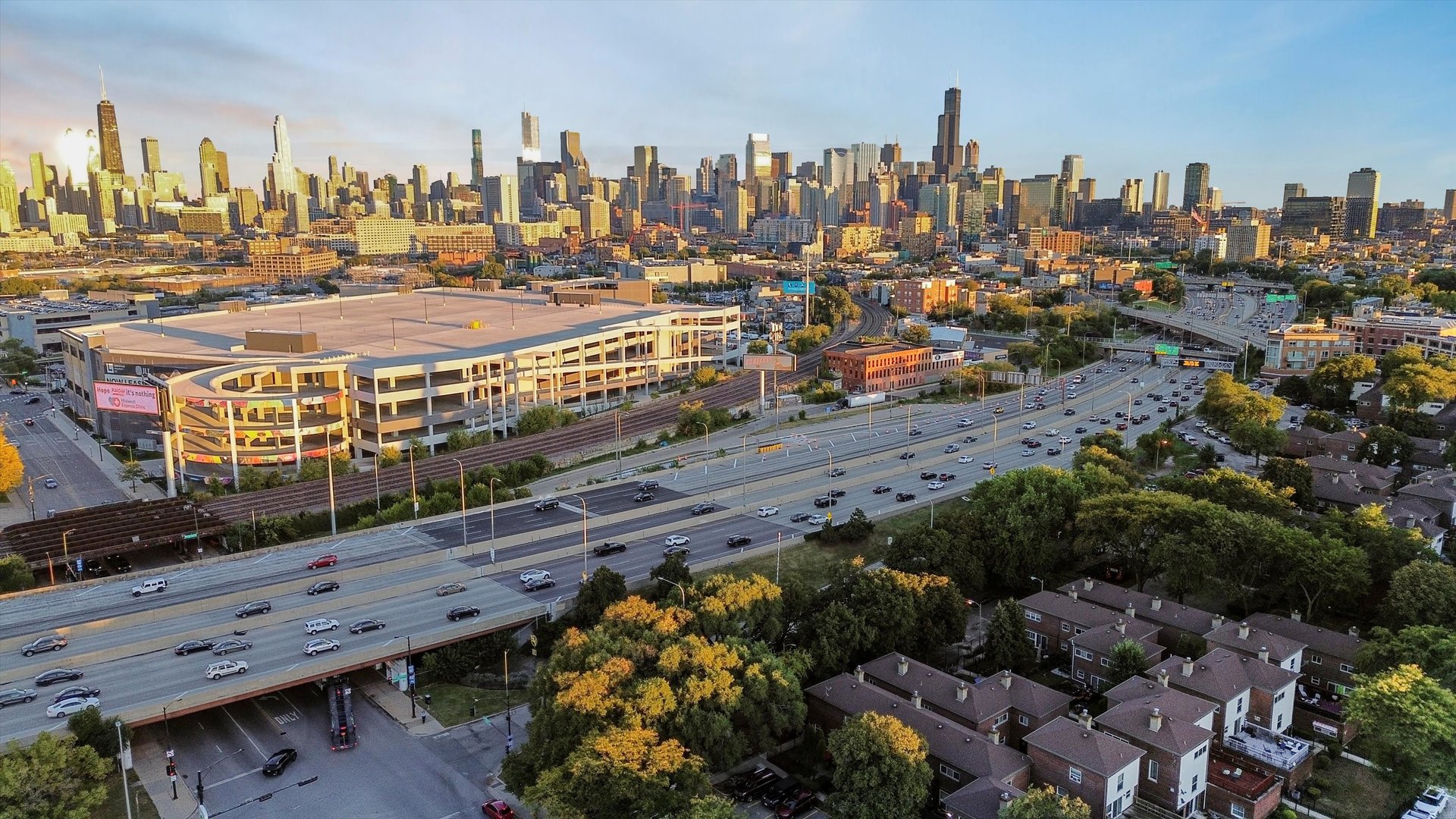 1412 West Division Street, Unit C1 Chicago, IL 60642 - Photo 6 of 28 a view of a city