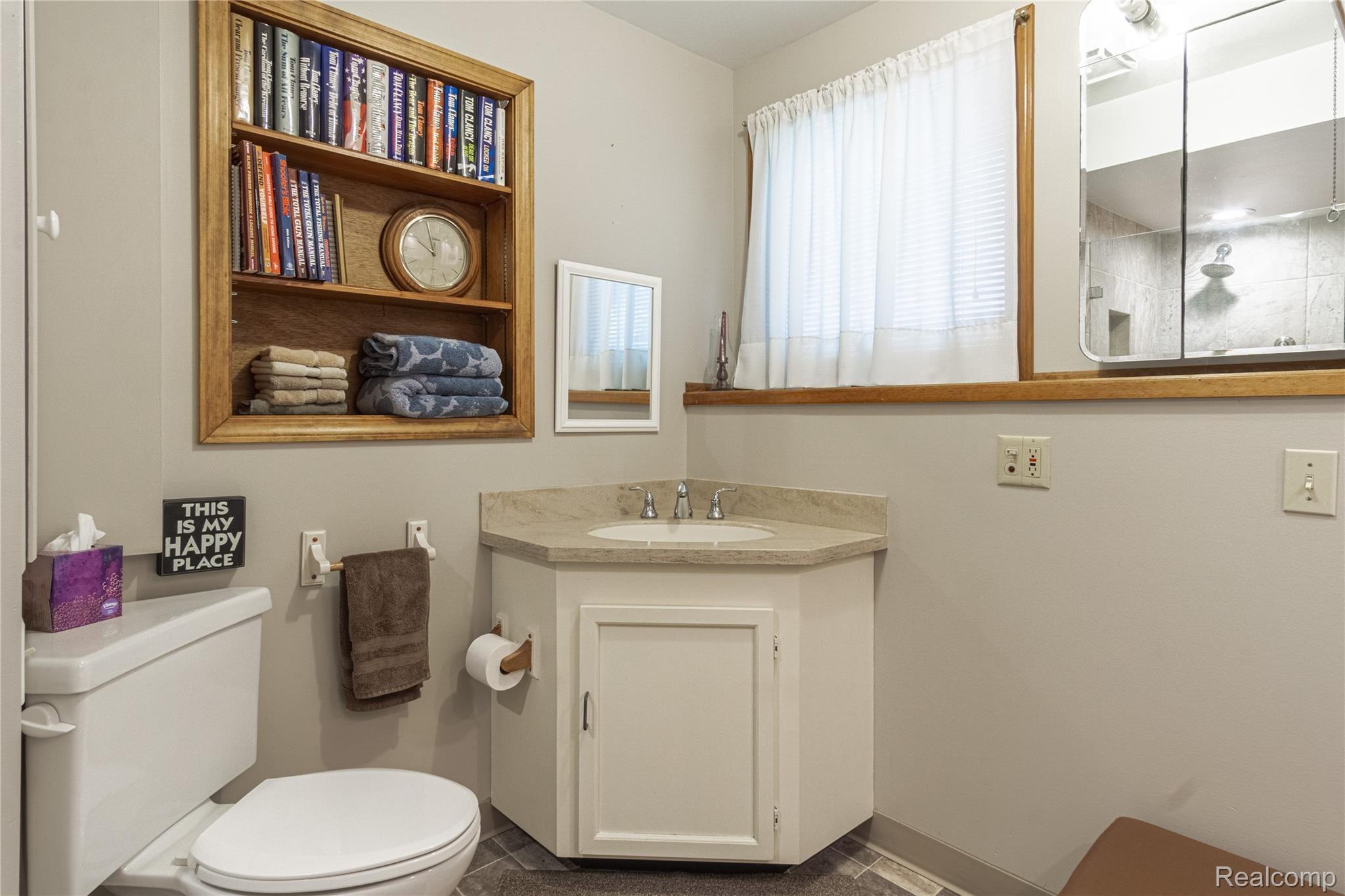 7244 Porter Road Grand Blanc, MI 48439 - Photo 18 of 29 Interiors (39 of 40).jpg