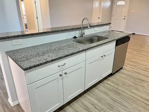 $1,599 | 8419 10th Place, Lubbock, TX 79416