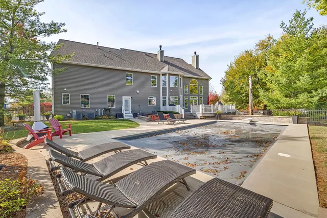 $998,000 | 24721 West Park River Lane, Shorewood, IL 60404