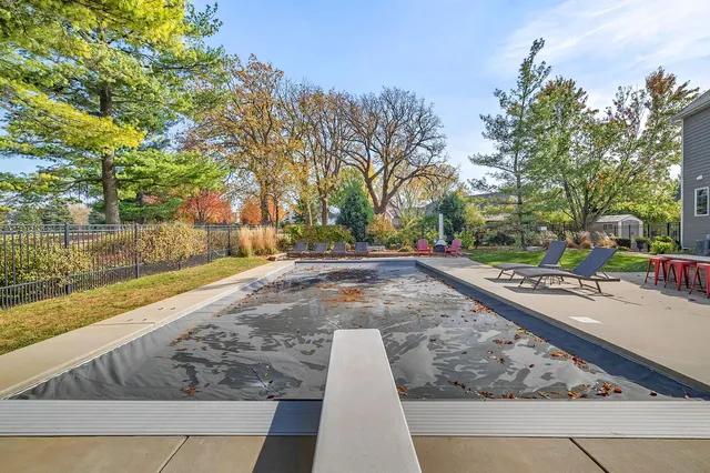 $998,000 | 24721 West Park River Lane, Shorewood, IL 60404