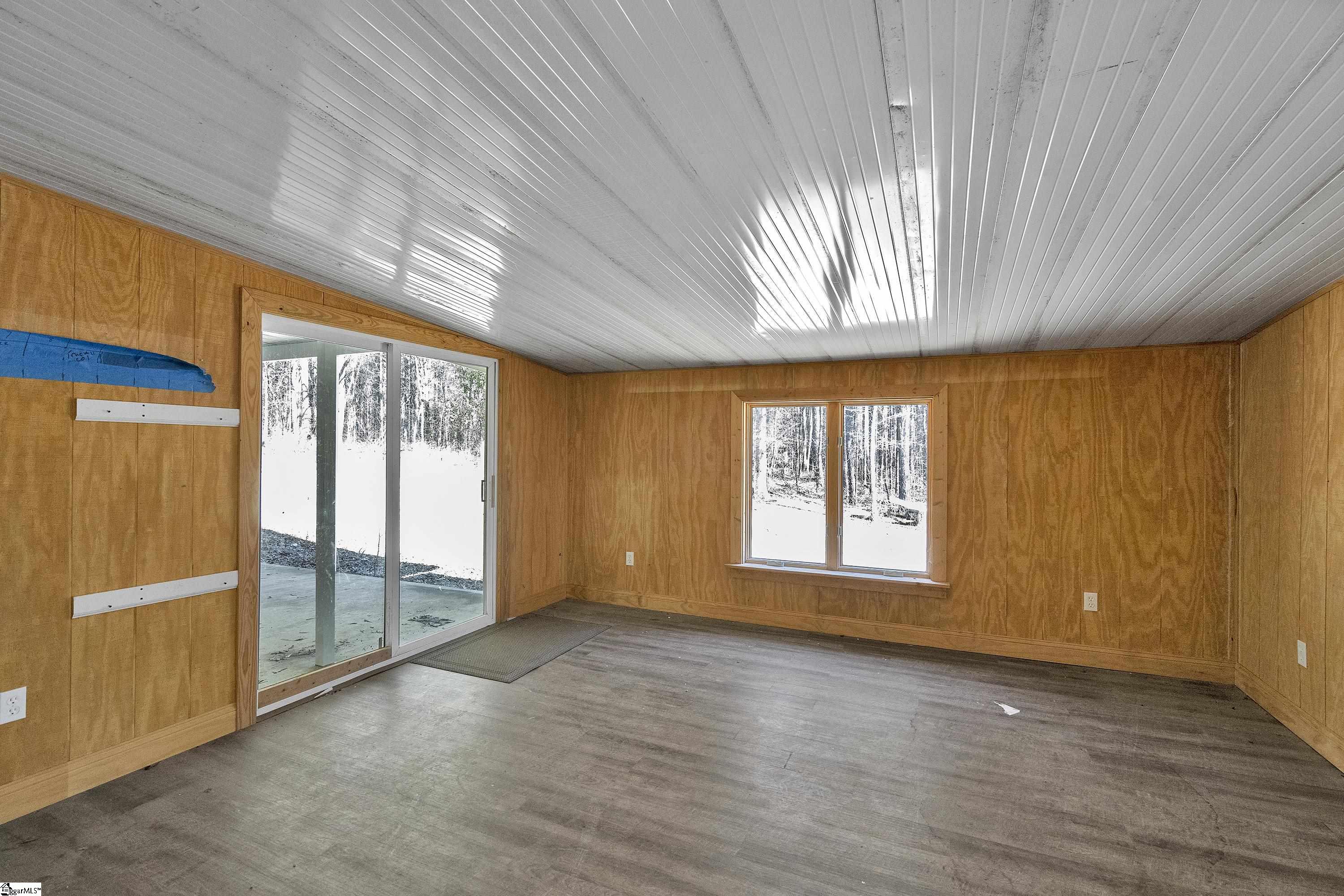 204 Pleasant Drive Greer, SC 29651 - Photo 23 of 35