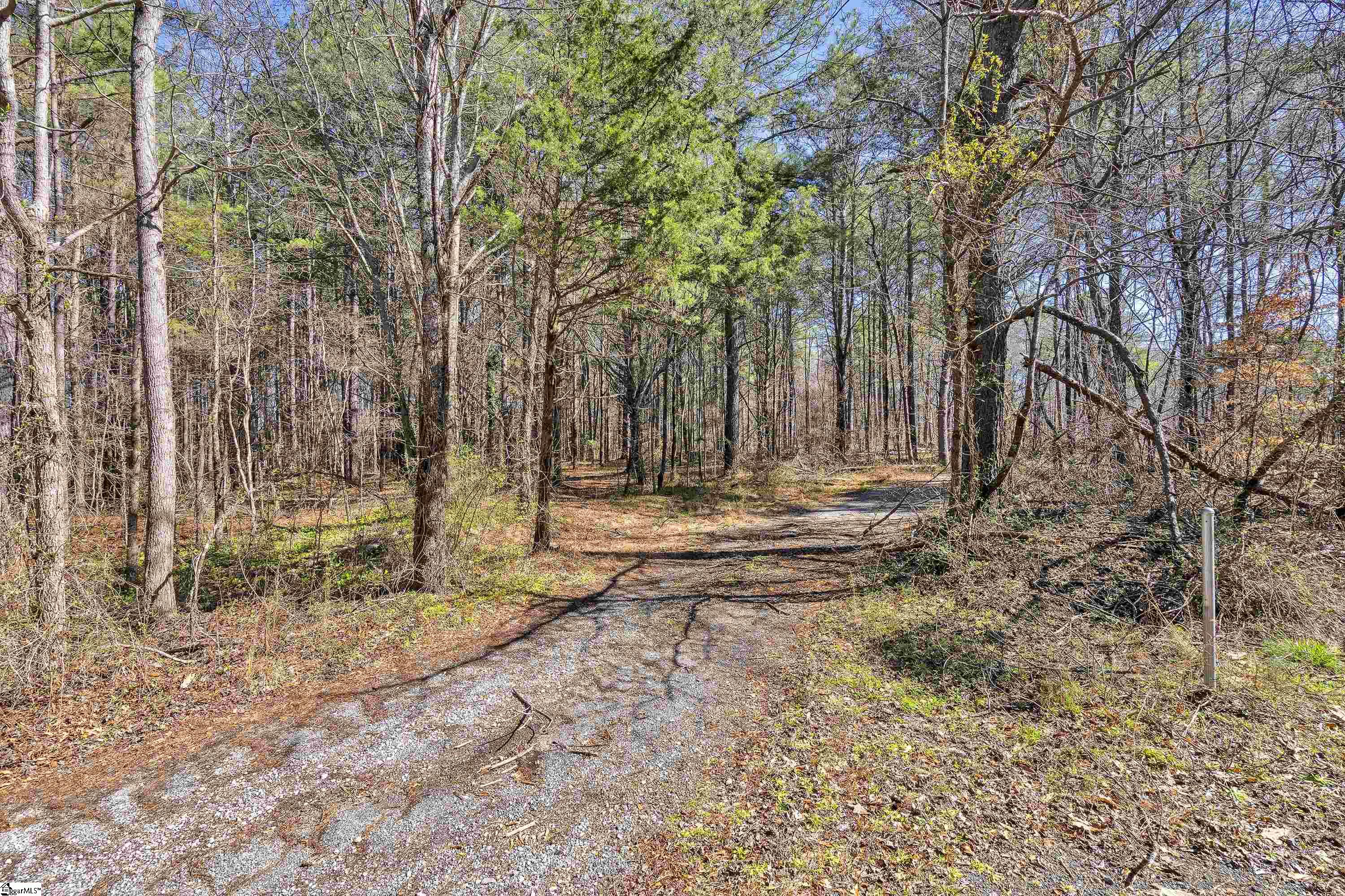 204 Pleasant Drive Greer, SC 29651 - Photo 32 of 35