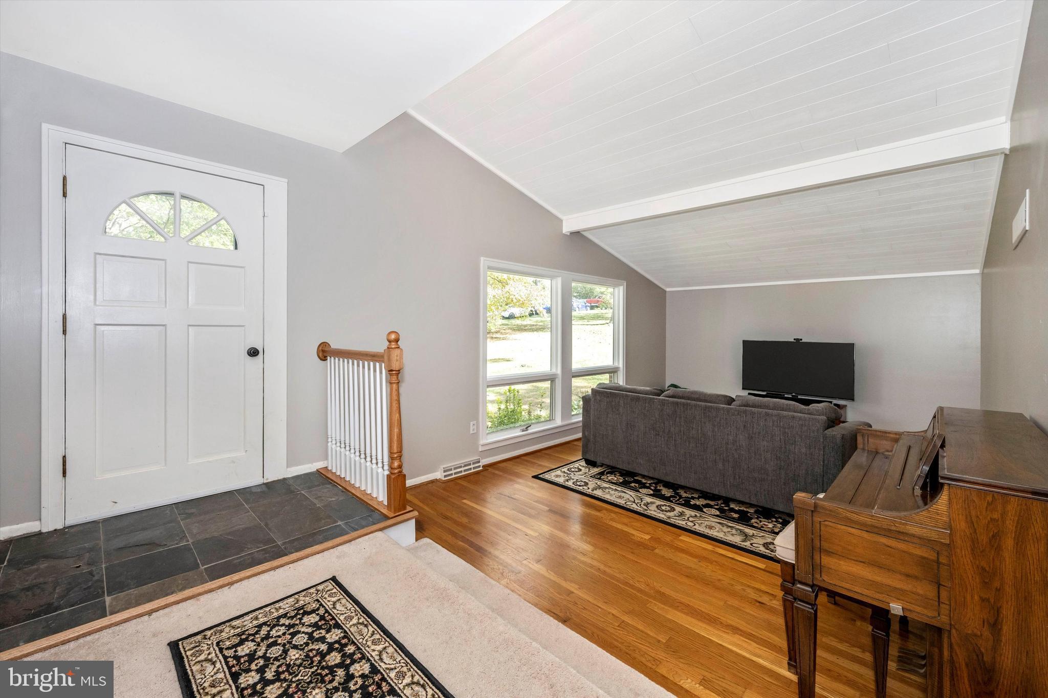 617 Blankner Road Sykesville, MD 21784 - Photo 4 of 81 Gallery Image 4