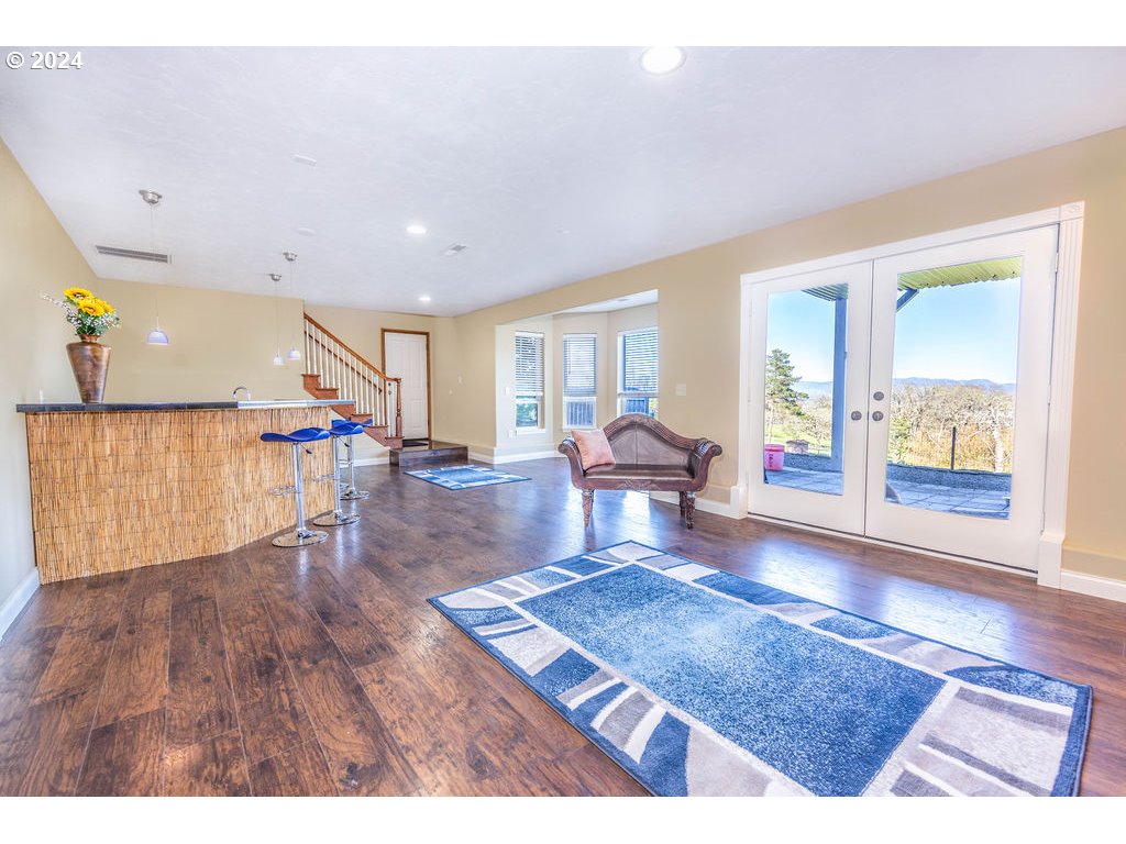 87405 Green Hill Road Eugene, OR 97402 - Photo 5 of 39 Gallery Image 5