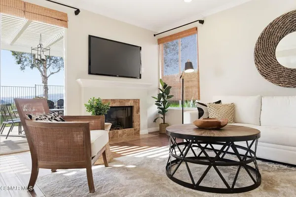 $1,249,000 | 1329 La Culebra Circle, Camarillo, CA 93012