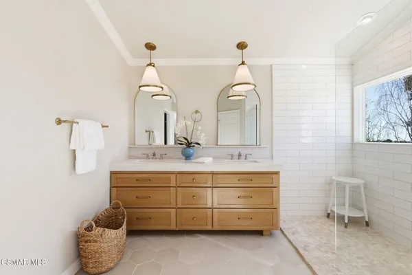 $1,249,000 | 1329 La Culebra Circle, Camarillo, CA 93012