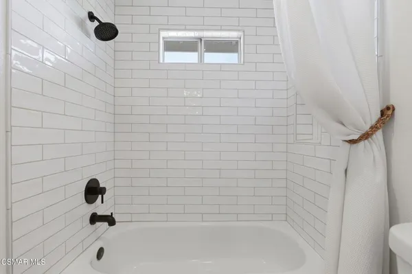 $1,249,000 | 1329 La Culebra Circle, Camarillo, CA 93012