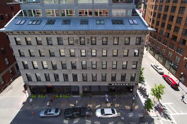 $4,000 | 99-105 Broad Street, Unit 2D, Boston, MA 02110