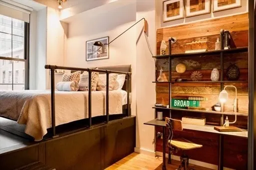 $4,000 | 99-105 Broad Street, Unit 2D, Boston, MA 02110