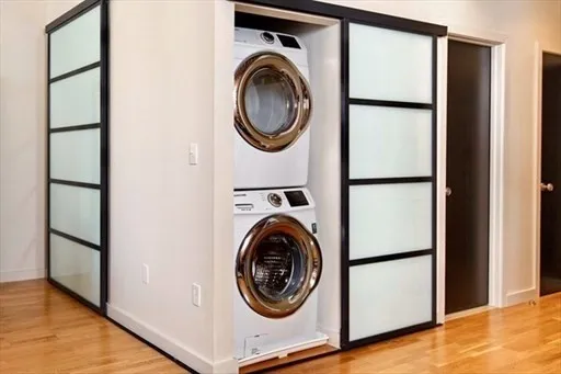 $4,000 | 99-105 Broad Street, Unit 2D, Boston, MA 02110