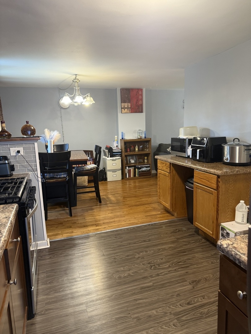 12 Gibson Road Park Forest, IL 60466 - Photo 6 of 19