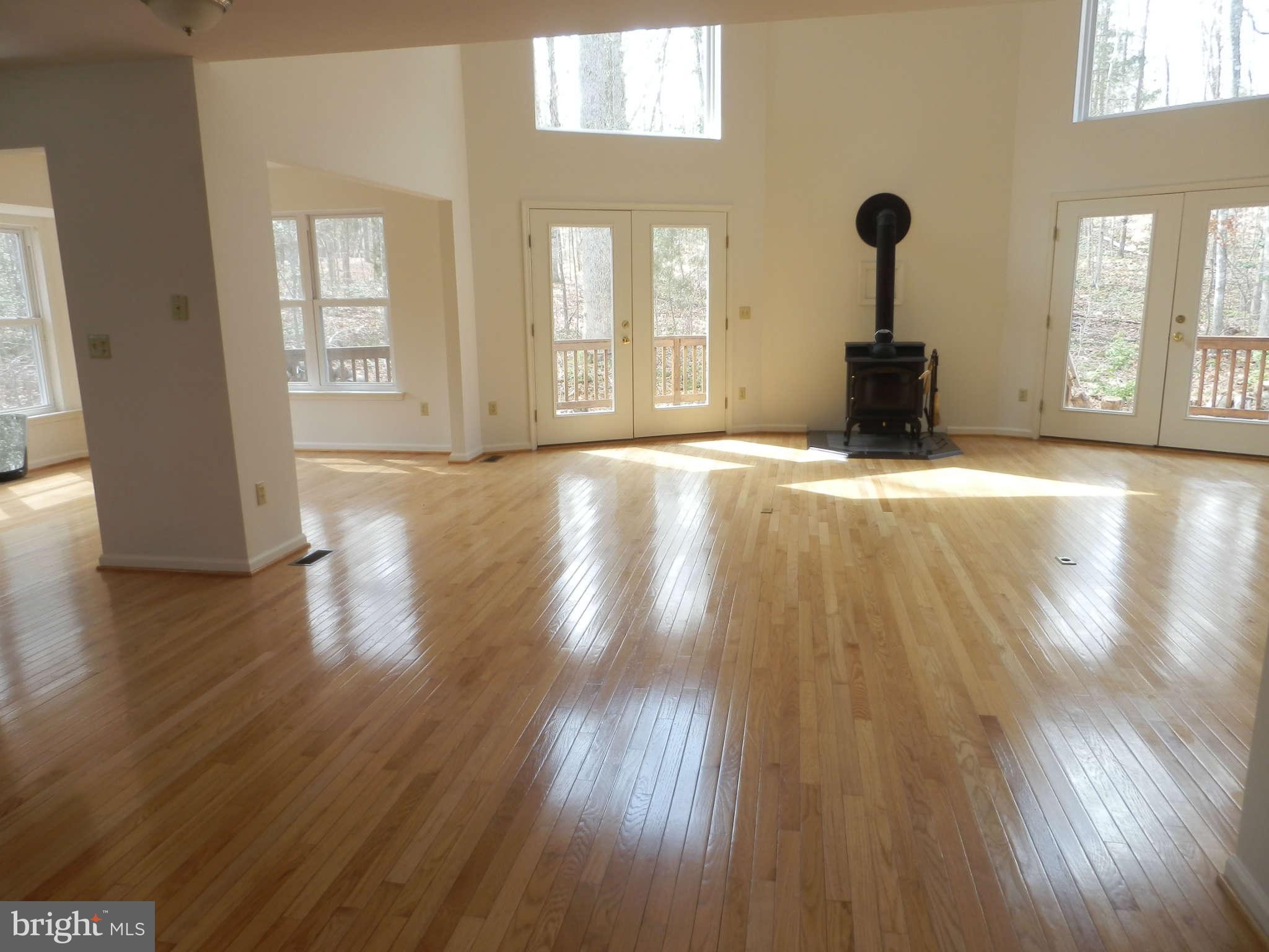 214 Battlefield Road Locust Grove, VA 22508 - Photo 6 of 13 Interior (General)