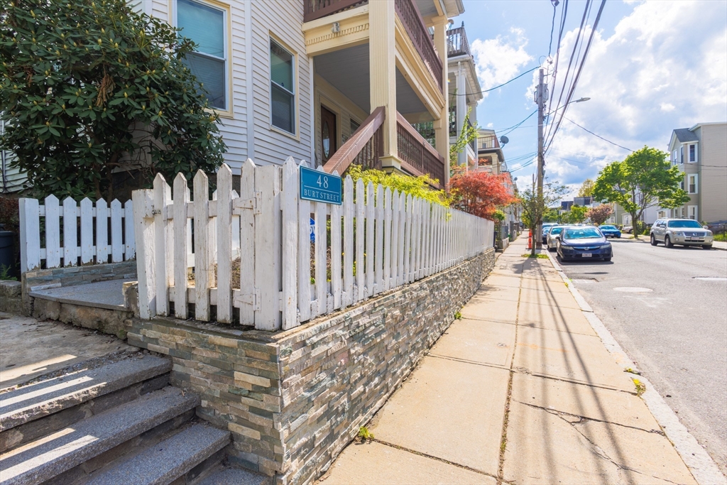 48 Burt Street, Unit 3 Boston, MA 02124 - Photo 4 of 18