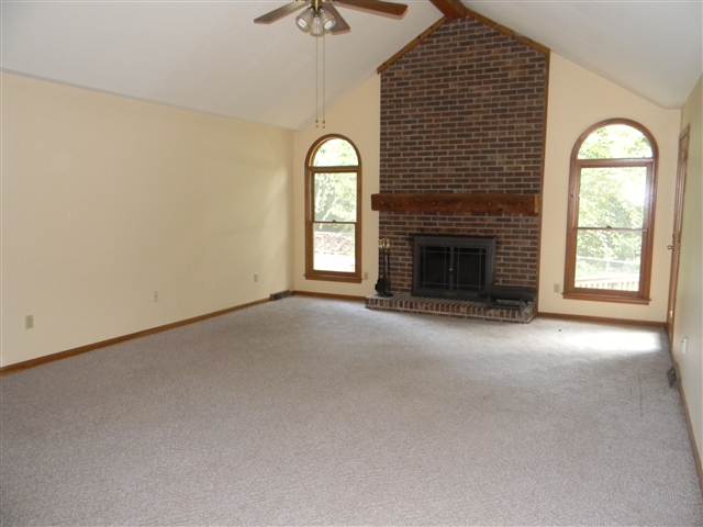 115 Shadowood Road Clemson, SC 29631 - Photo 2 of 17