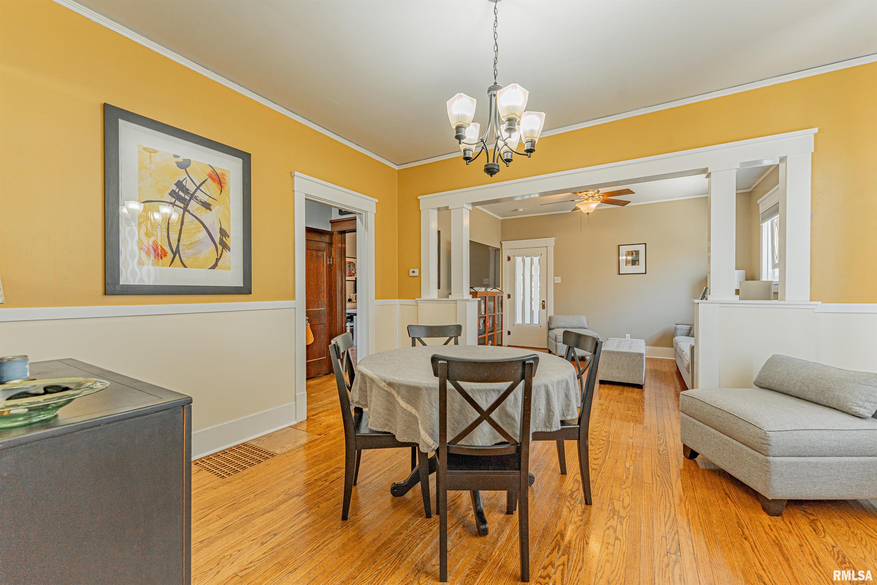 409 Woodlawn Road Lincoln, IL 62656 - Photo 10 of 25