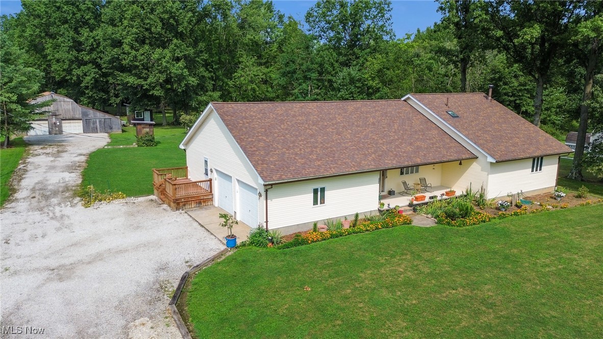 3986 South Leavitt Road Southwest Warren, OH 44481 - Photo 2 of 50